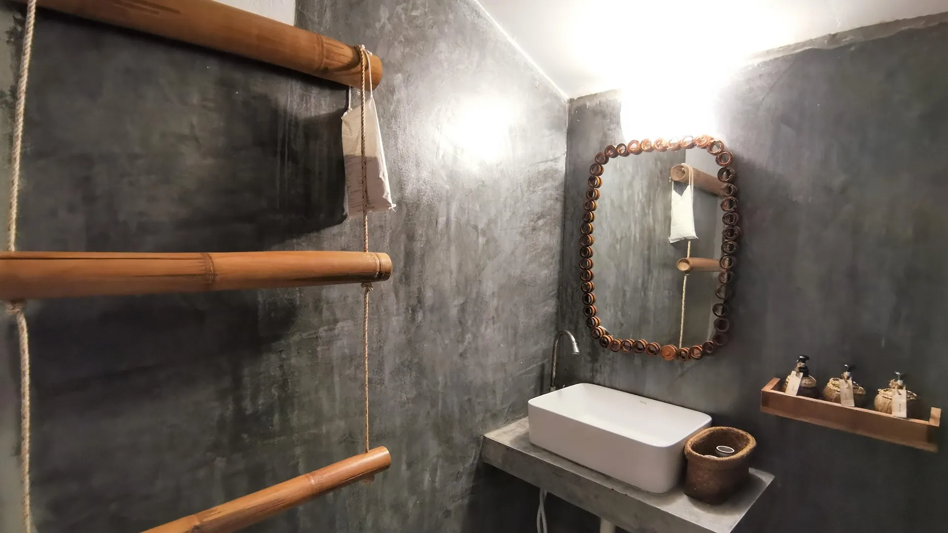 ***  Bambie Boutique Home & Resort Ko Lanta Thailand
