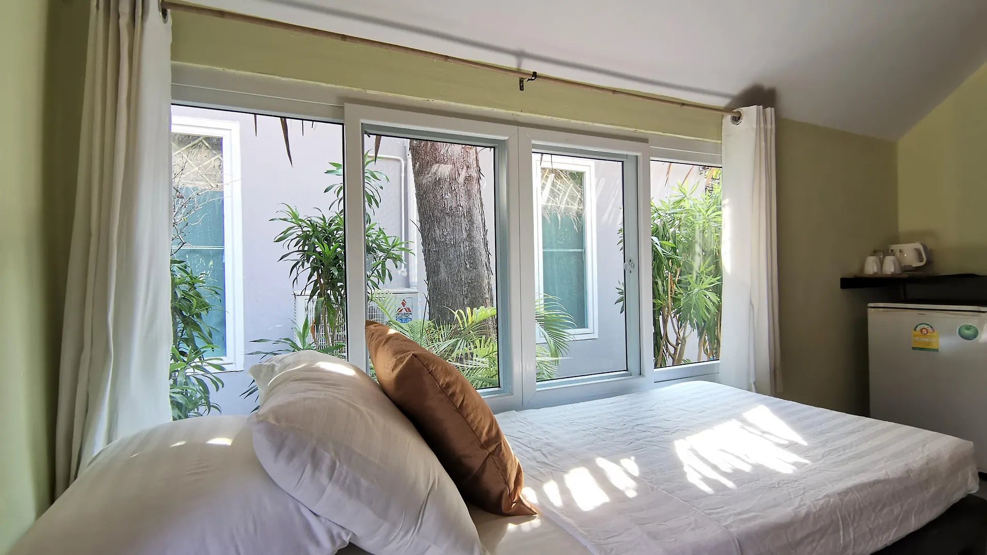 ***  Bambie Boutique Home & Resort Koh Lanta Thailand